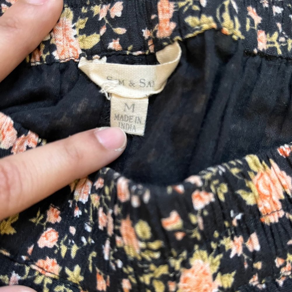 Sim and Sam Floral Ruffle Mini Skirt - Picture 2 of 2